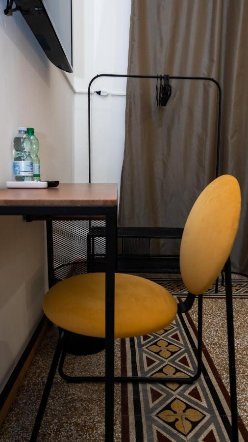 Caracciolo18 - Gb Daire Napoli Dış mekan fotoğraf